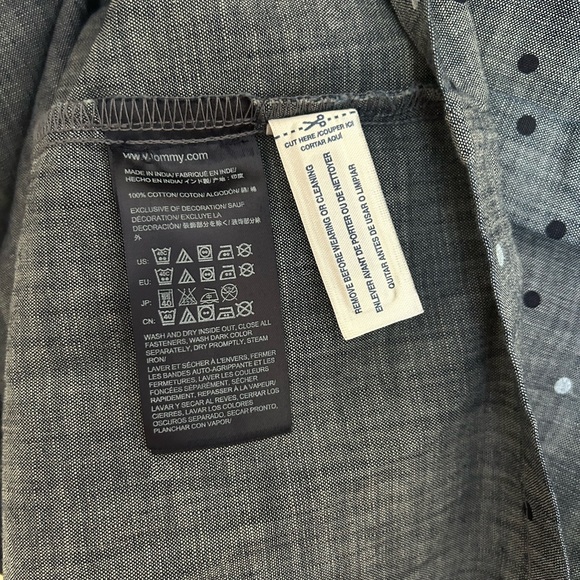 ✨NWT | Tommy Hilfiger | Buttoned up denim polka dots belted dress - Picture 7 of 11